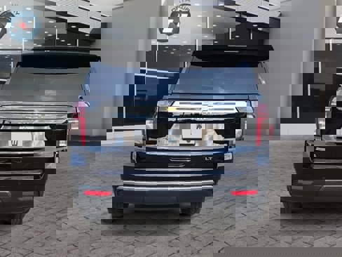 Used 2022 Chevrolet Tahoe LT w/ Luxury Package image 4