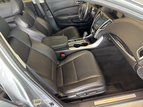Used 2019 Acura TLX image 18
