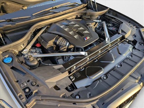New 2026 BMW X5 M60i image 17