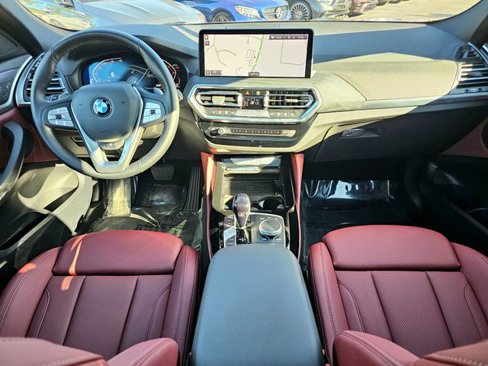 Used 2025 BMW X4 xDrive30i w/ Premium Package image 28