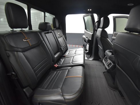 Used 2024 Ford F250 Platinum image 44