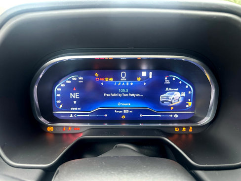 Used 2023 Chevrolet Tahoe RST w/ Sport Performance Package image 14
