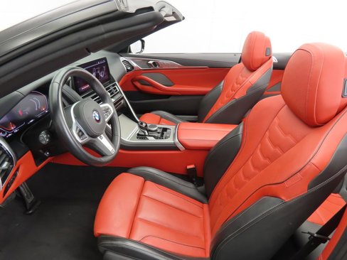 Certified 2025 BMW 840i xDrive Convertible w/ M Sport Professional Package image 27