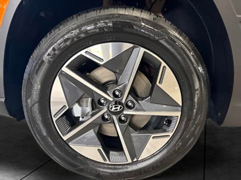Used 2025 Hyundai Tucson SEL image 24