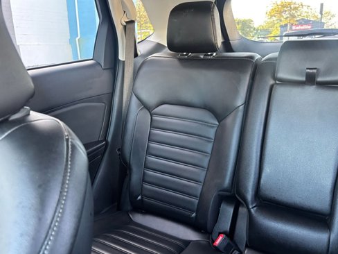 Used 2024 Ford Edge SEL image 34