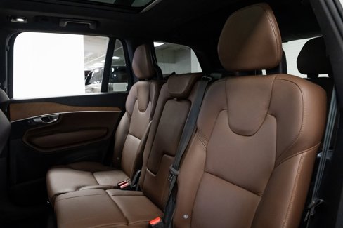 Used 2023 Volvo XC90 T8 Plus image 22