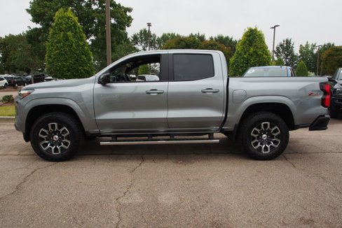 Used 2024 Chevrolet Colorado Z71 w/ Z71 Convenience Package 2 image 4