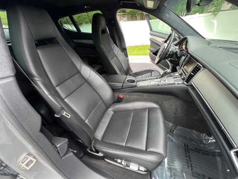 Used 2012 Porsche Panamera Turbo image 33