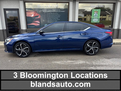 Used 2024 Nissan Altima 2.5 SR image 1