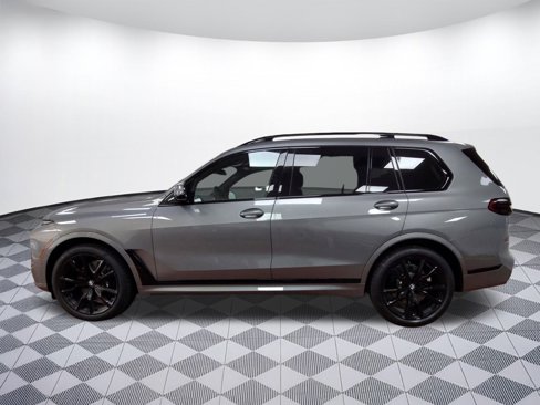 New 2026 BMW X7 xDrive40i image 2