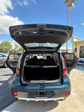 Used 2018 Kia Soul + image 16