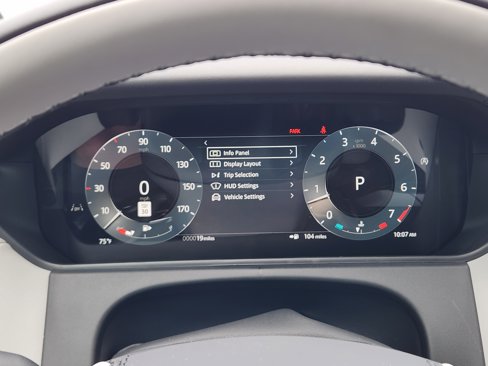 New 2026 Land Rover Range Rover Velar Dynamic SE image 16