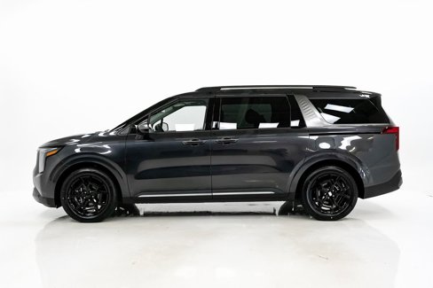 Used 2025 Kia Carnival SX Prestige image 34