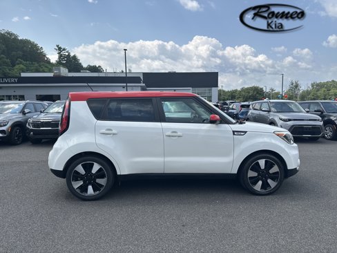 Used 2019 Kia Soul + image 4