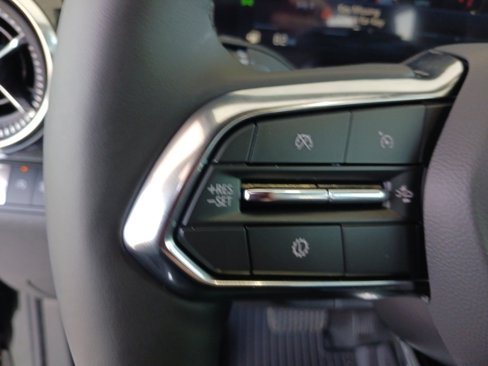 New 2026 Chevrolet Equinox LT w/ Convenience Package II image 13