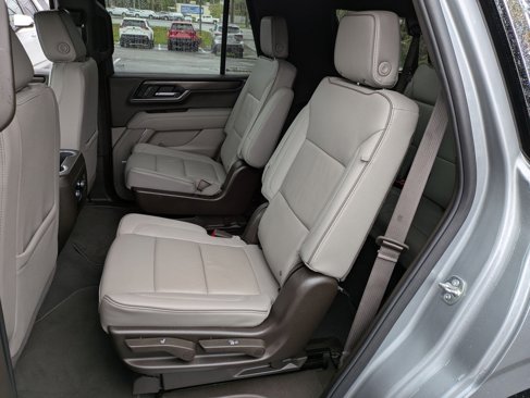 Used 2025 GMC Yukon Elevation image 21