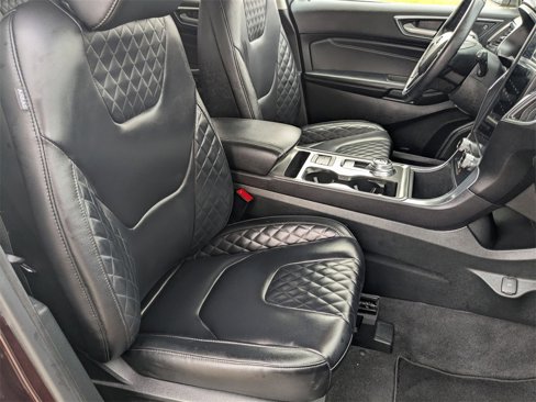 Used 2024 Ford Edge Titanium image 37