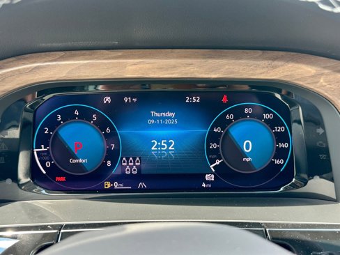New 2026 Volkswagen Atlas SE image 18