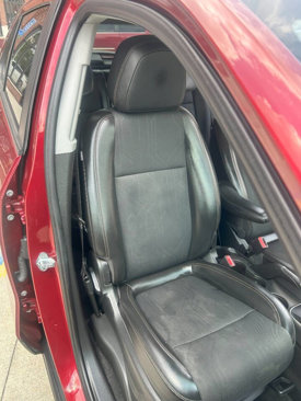 Used 2021 Chevrolet Trax LT w/ LT Convenience Package image 25