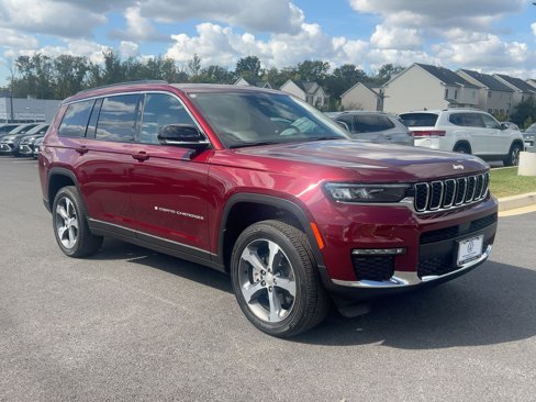 Used 2025 Jeep Grand Cherokee L Limited image 7
