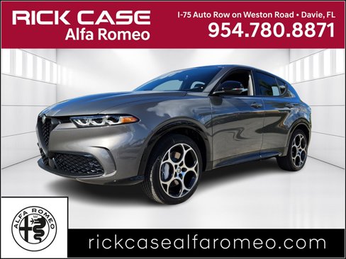 New 2025 Alfa Romeo Tonale w/ Premium Package image 1