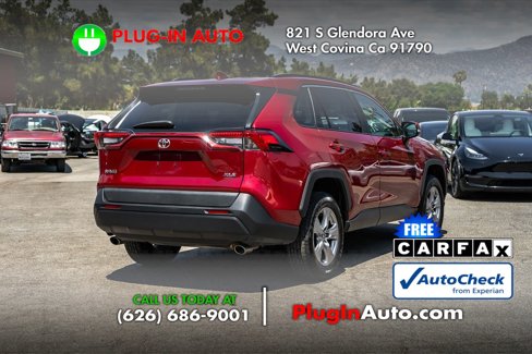 Used 2023 Toyota RAV4 XLE image 4