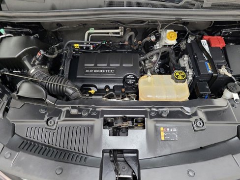 Used 2018 Chevrolet Trax LS image 30