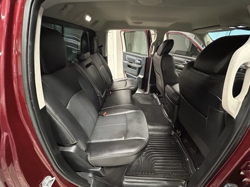 Used 2018 RAM 2500 Laramie w/ Sport Appearance Group image 43