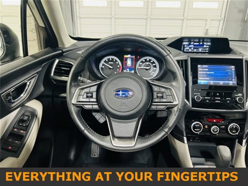 Used 2023 Subaru Forester Premium image 5