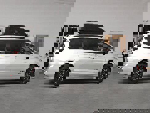 New 2025 Chrysler Pacifica Select w/ Fav Edition Package image 6