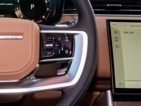 New 2025 Land Rover Range Rover SE image 16