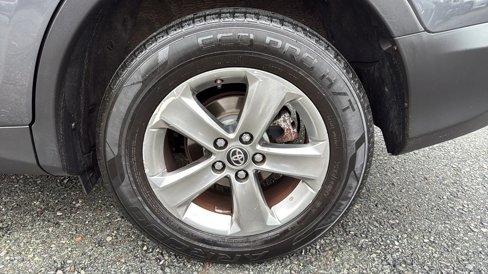 Used 2015 Toyota RAV4 XLE image 11