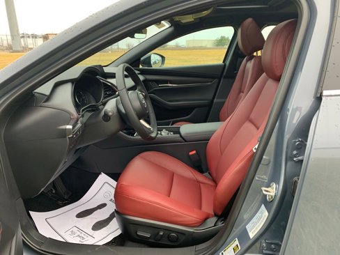 New 2025 MAZDA MAZDA3 Carbon image 9