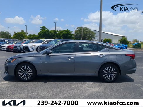 Used 2023 Nissan Altima 2.5 SV image 8