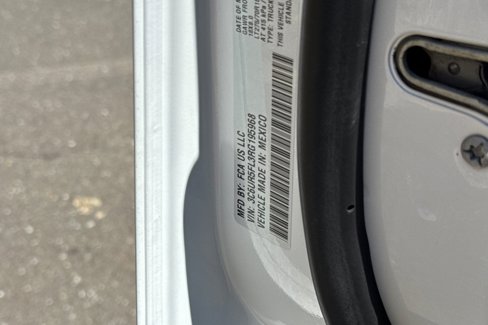 Used 2024 RAM 2500 Laramie image 27
