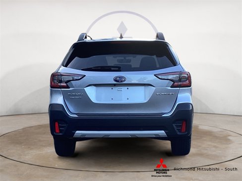 Used 2022 Subaru Outback Limited image 4