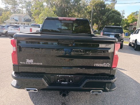 New 2026 Chevrolet Silverado 1500 High Country w/ Technology Package image 17