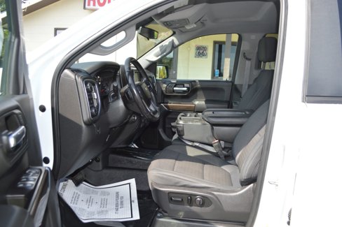 Used 2019 Chevrolet Silverado 1500 LT w/ All-Star Edition image 13