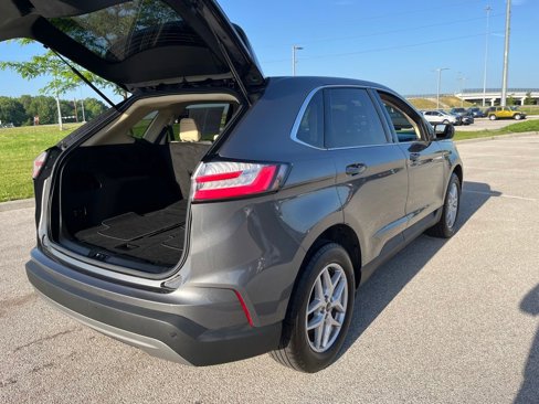 Used 2024 Ford Edge SEL image 17