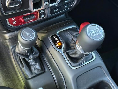 New 2025 Jeep Wrangler Unlimited Rubicon 392 image 18