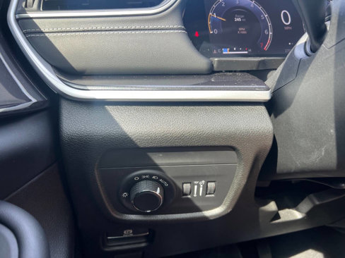 Used 2021 Jeep Grand Cherokee L Laredo w/ Luxury Tech Group I image 17