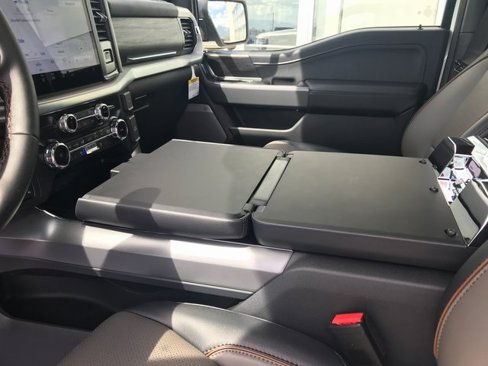 New 2025 Ford F150 Lariat w/ Equipment Group 502A High image 13