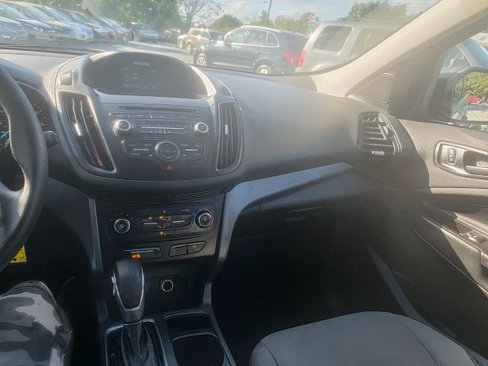 Used 2018 Ford Escape S image 13