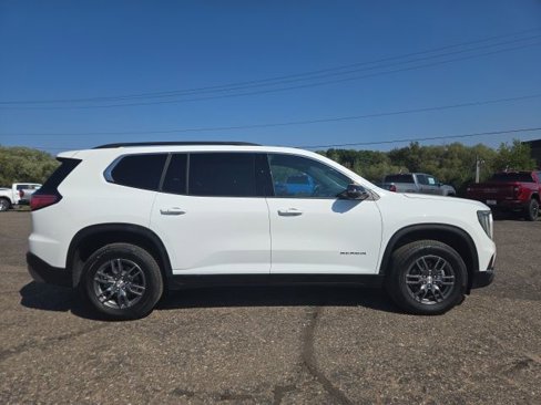 Used 2025 GMC Acadia Elevation image 9