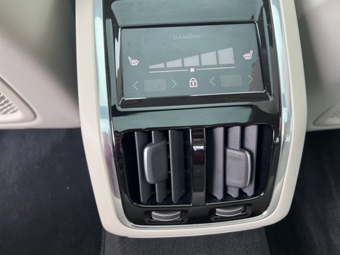 Certified 2025 Volvo S90 B6 Plus image 31