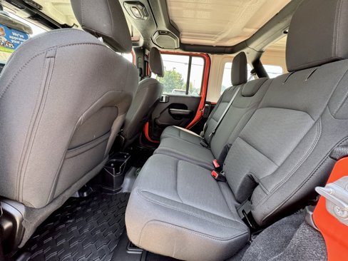 Used 2018 Jeep Wrangler Unlimited Sport S image 12