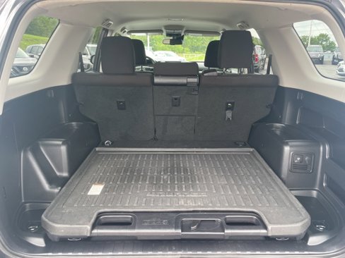 Used 2022 Toyota 4Runner TRD Off-Road image 10