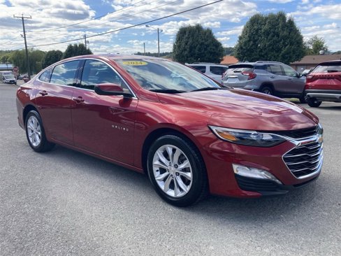 Used 2024 Chevrolet Malibu LT image 3