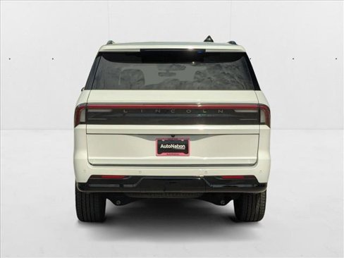New 2025 Lincoln Navigator Reserve w/ Jet Appearance Package image 6