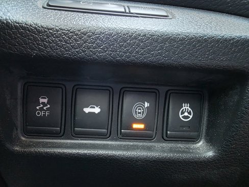 Used 2013 Nissan Altima 2.5 SL w/ Technology Pkg image 16